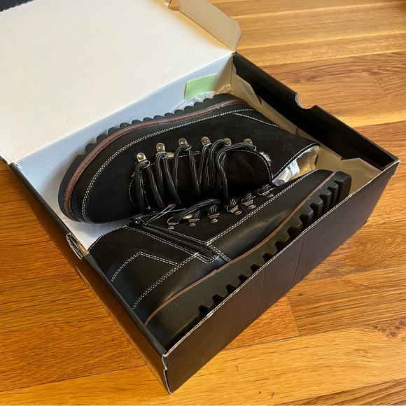 London Fog Denair Women's Water Resistant Ankle Boots Black Size 9 - Picture 2 of 3